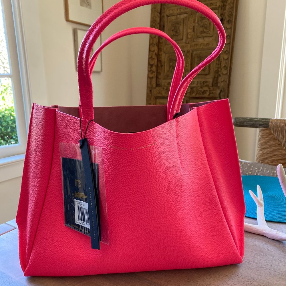 NWT Ampersand As Apostrophe Fuscia Tote - Large